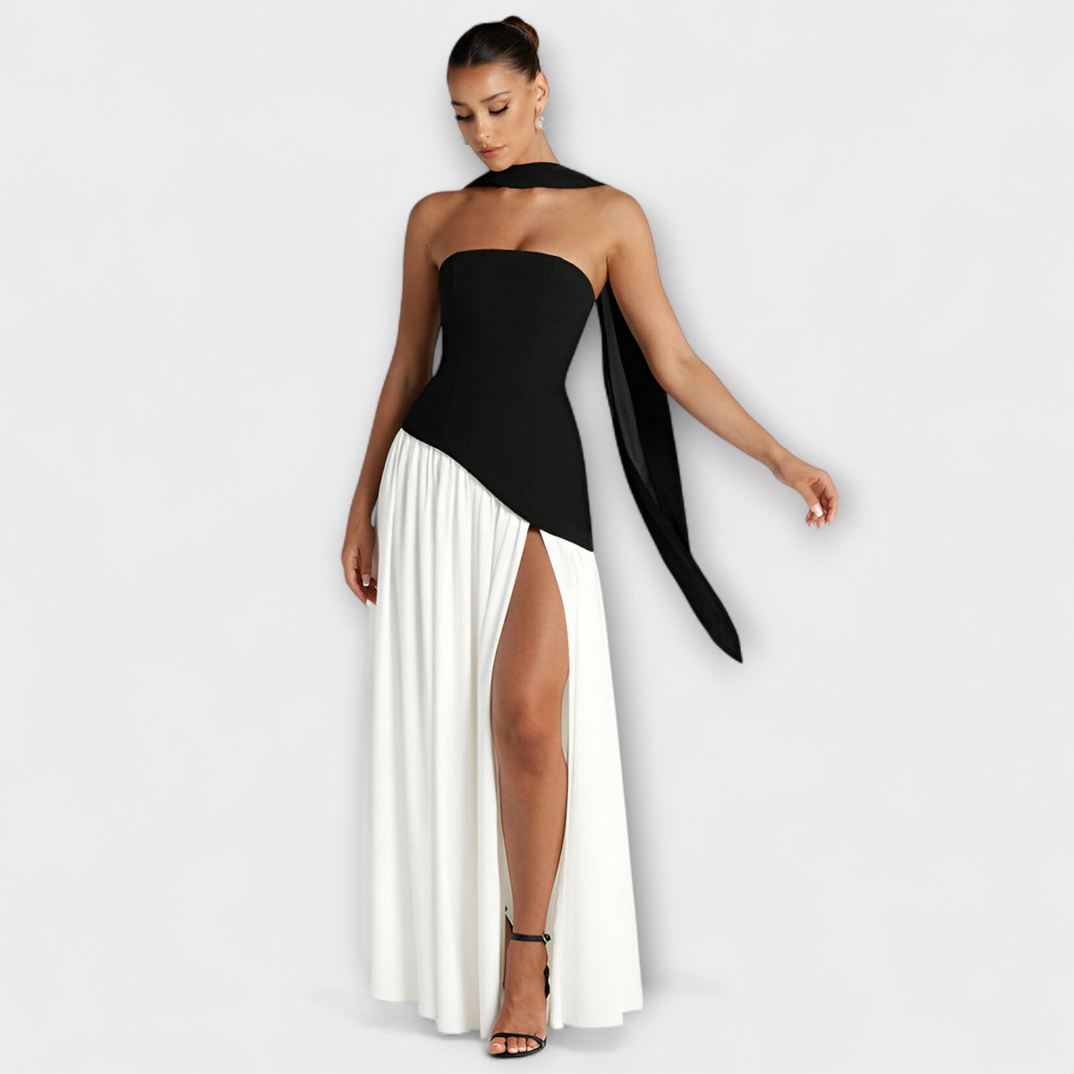 Ada - Gelbes elegantes Maxikleid mit Schlitz