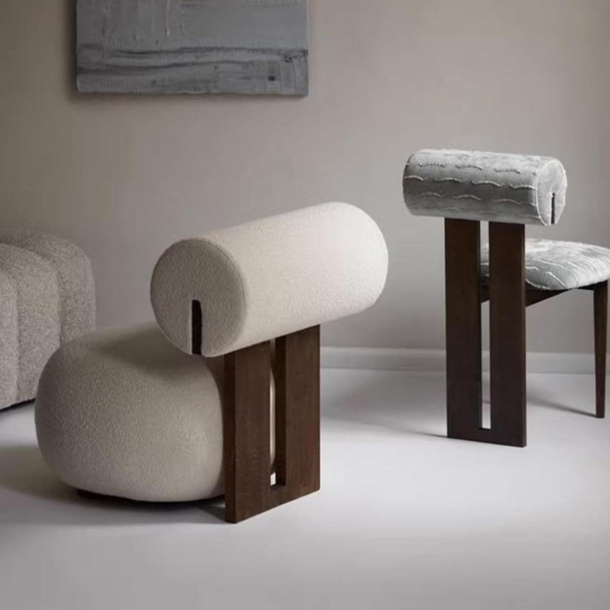 LINNEA Vintage-Sessel mit Lammwollbezug und Holzgestell