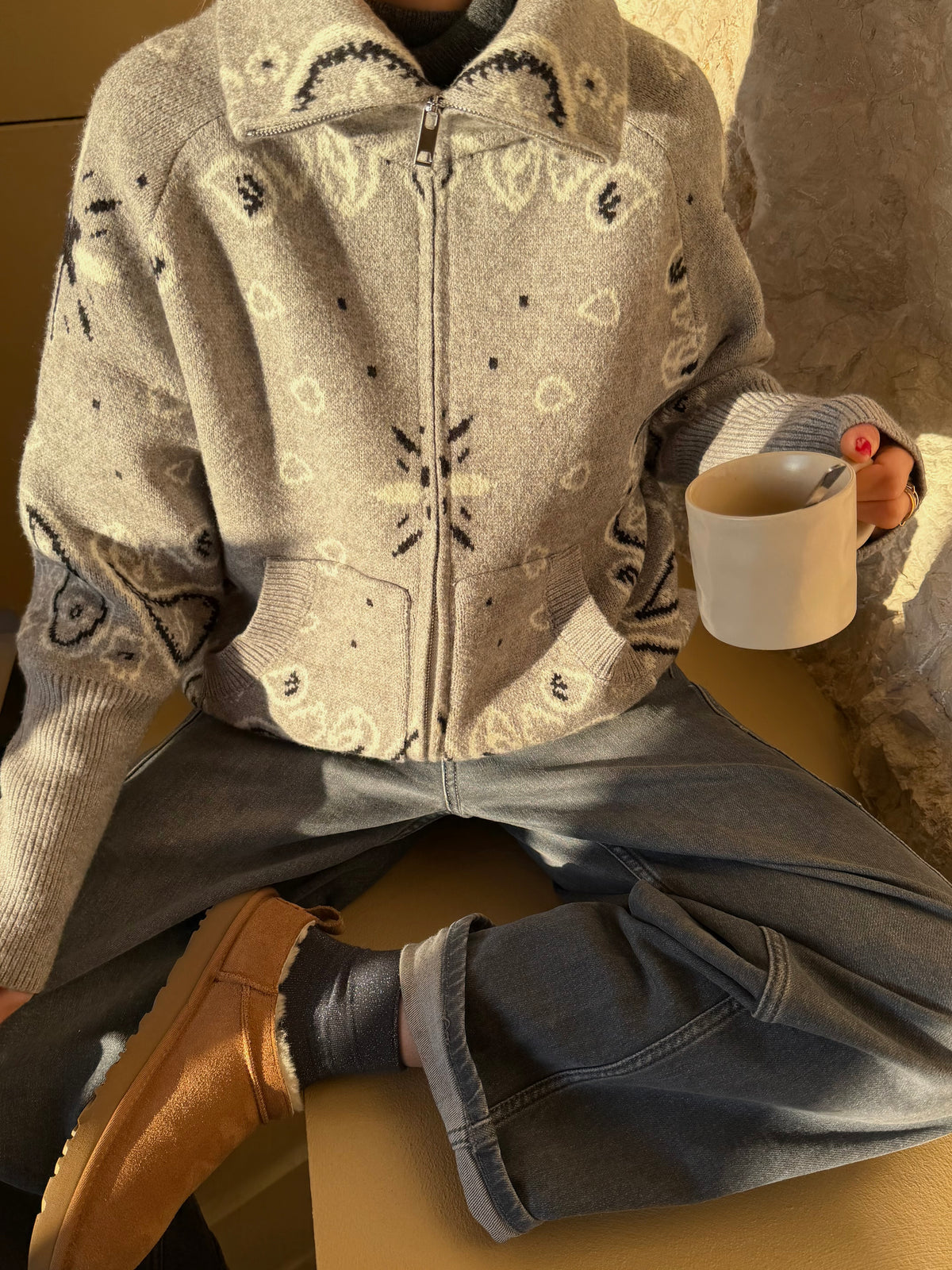 DAVINA Paisley-Strickjacke Strickstruktur
