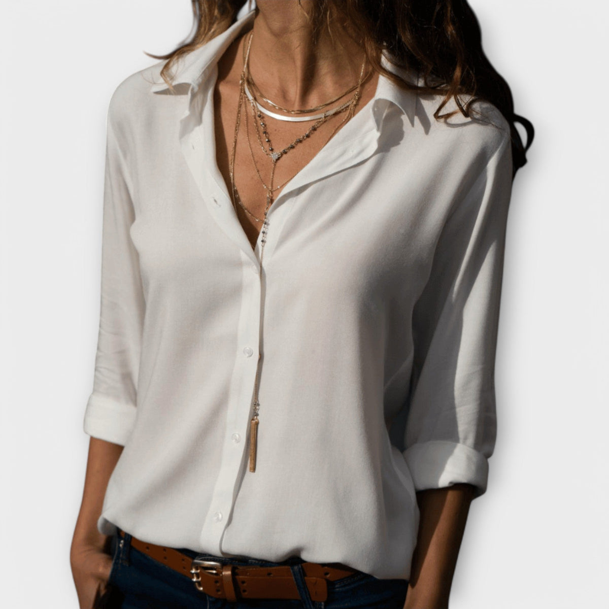 Mona - Weisse elegante Satinbluse
