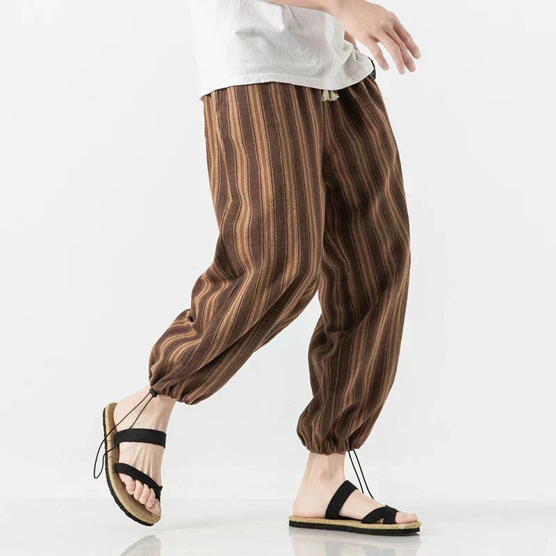 Delaney Verjüngte Hose