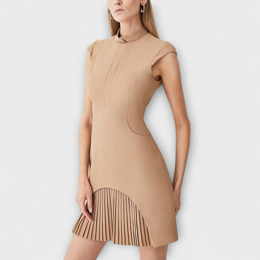 Elowen - Mini-Kleid im Militär-Patchwork-Stil